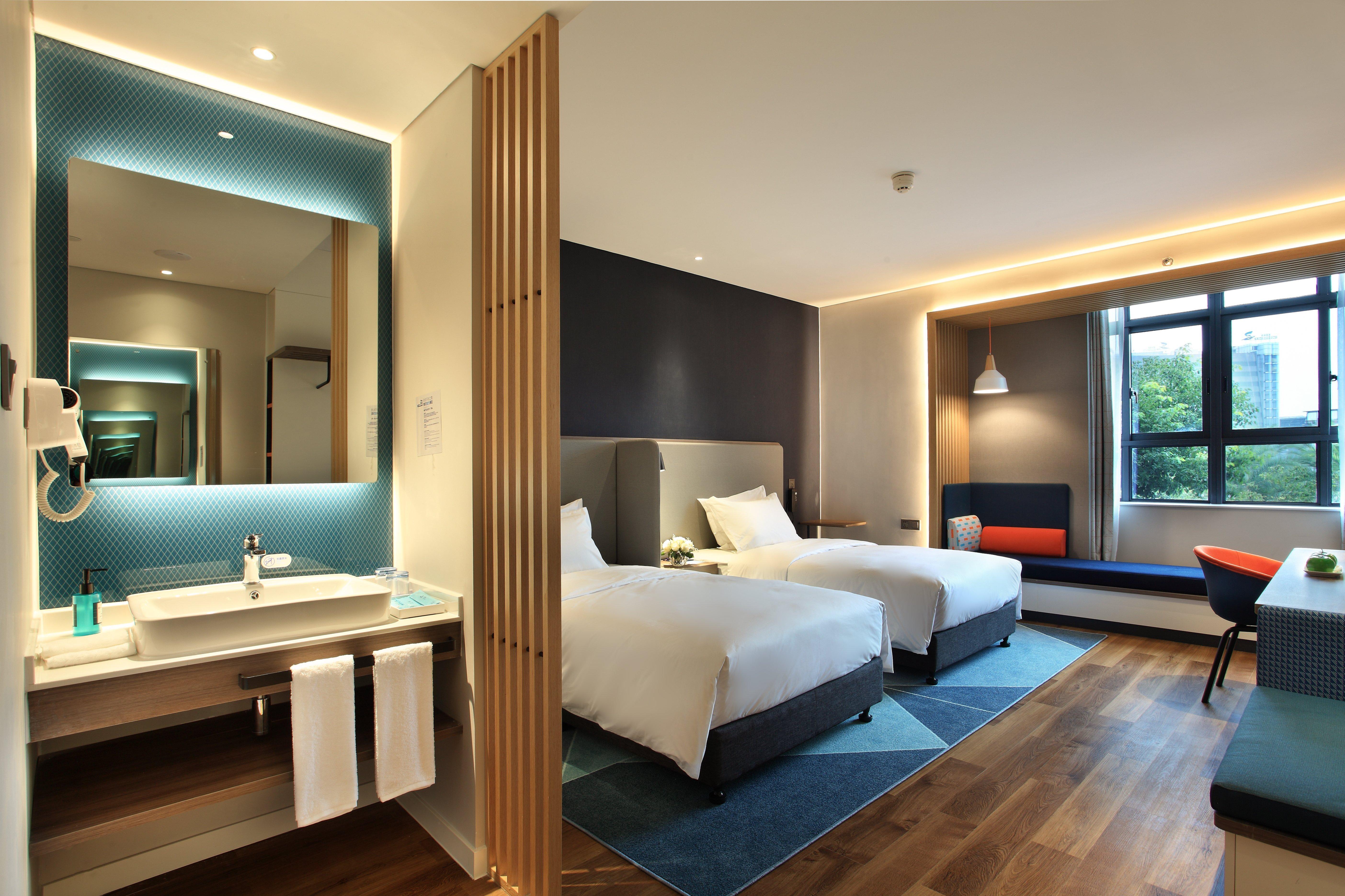Holiday Inn Express Guilin City Center By Ihg Exterior photo