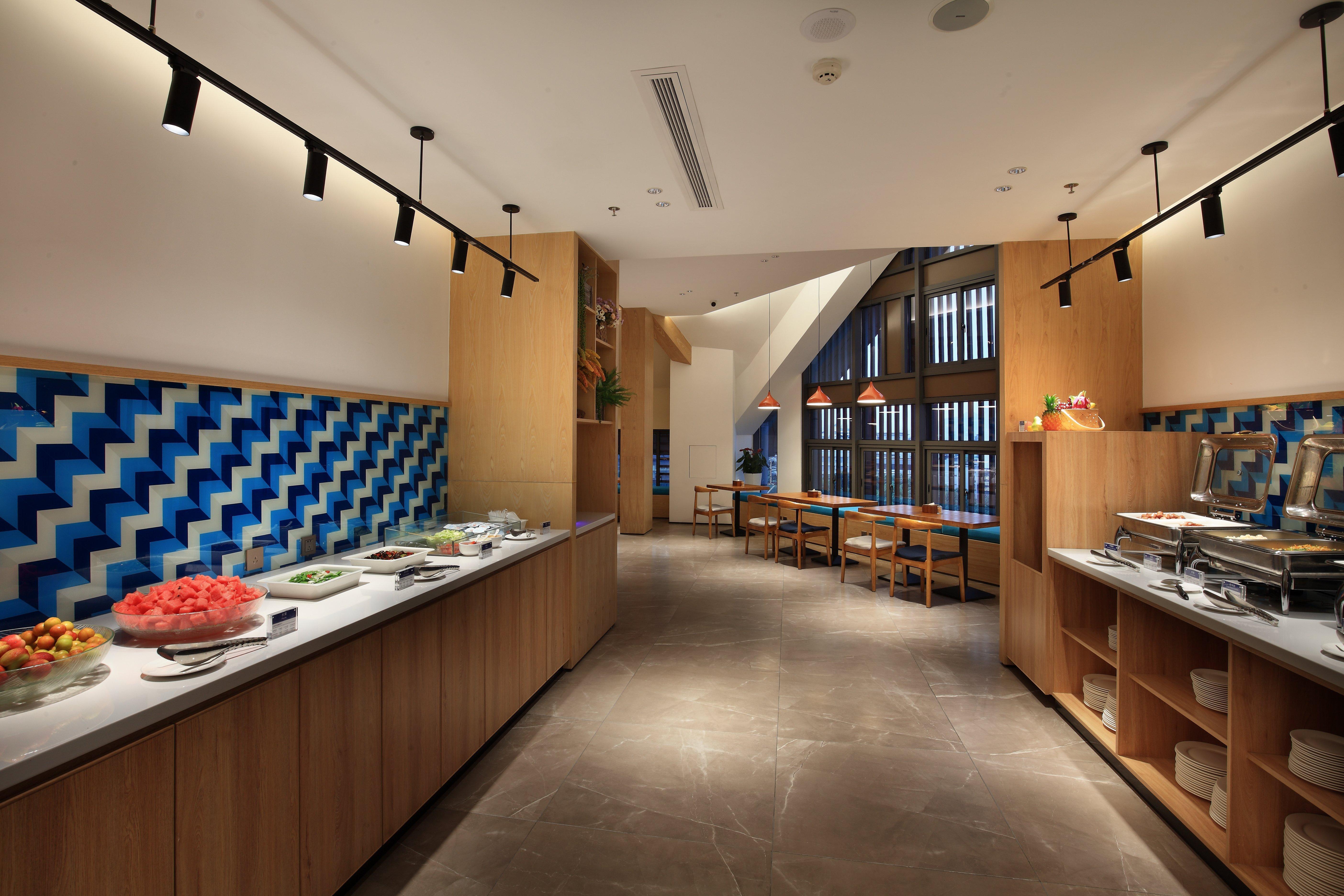 Holiday Inn Express Guilin City Center By Ihg Exterior photo